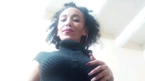 Snapshot of renattabecerra chatting on March 1, 2025, 5:27 pm Renatta online show from March 1, 2025, 5:27 pm