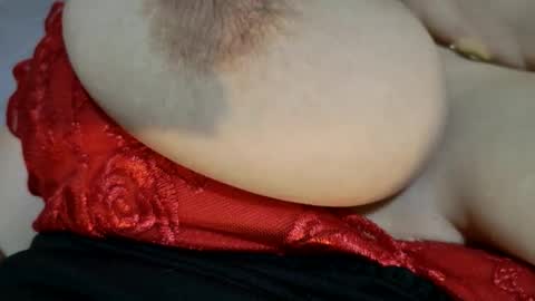 Renatta online show from December 3, 2025, 8:51 pm