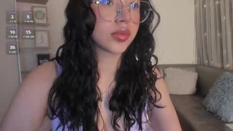 renaxi_smith online show from February 8, 2025, 7:16 pm