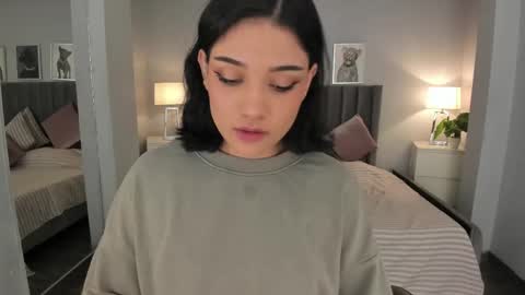 Renee Shelby online show from February 26, 2025, 12:16 am