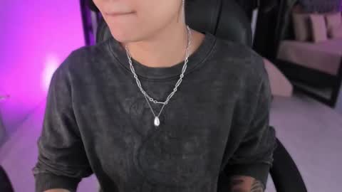 Snapshot of renee_shelby_ chatting on February 16, 2026, 8:05 pm Renee Shelby online show from February 16, 2026, 8:05 pm