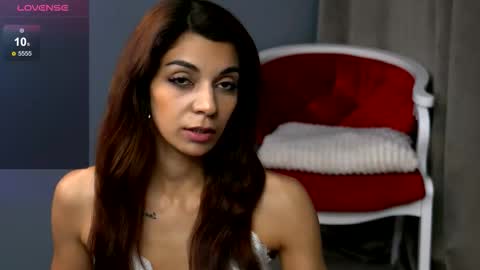 Snapshot of reneevoss chatting on November 28, 2025, 1:25 pm Rena online show from November 28, 2025, 1:25 pm