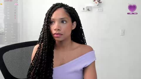 Snapshot of renell_aiston chatting on January 17, 2025, 1:35 pm RENELL online show from January 17, 2025, 1:35 pm