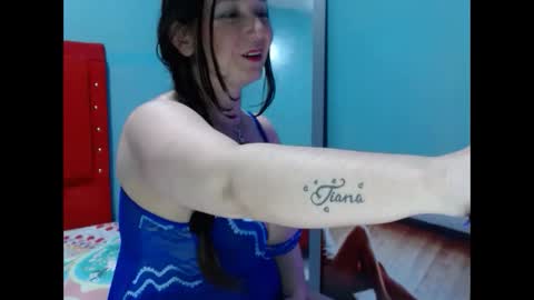 renesmee tanner online show from September 25, 2025, 5:00 am