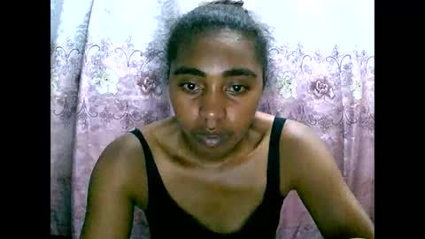 Snapshot of rephaleta chatting on February 6, 2025, 6:46 pm Rephaleta online show from February 6, 2025, 6:46 pm