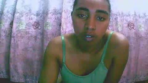 Snapshot of rephaleta chatting on October 3, 2025, 10:56 am Rephaleta online show from October 3, 2025, 10:56 am