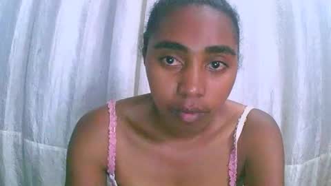 Snapshot of rephaleta chatting on October 30, 2025, 10:49 am Rephaleta online show from October 30, 2025, 10:49 am