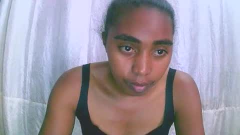 Snapshot of rephaleta chatting on November 8, 2025, 10:15 am Rephaleta online show from November 8, 2025, 10:15 am