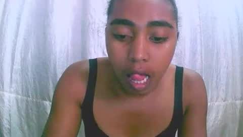 Snapshot of rephaleta chatting on November 10, 2025, 6:23 am Rephaleta online show from November 10, 2025, 6:23 am