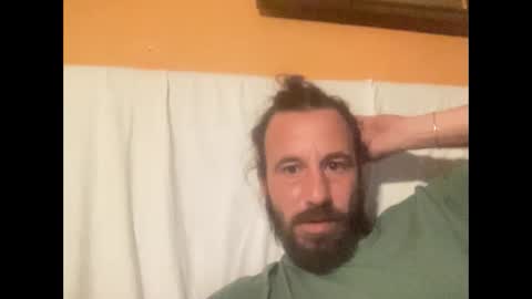 rere3737 online show from October 2, 2025, 2:40 am