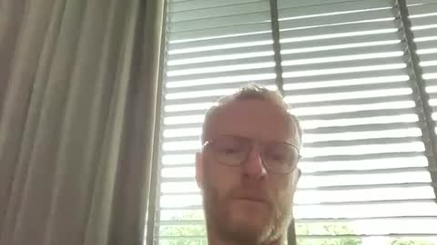 Snapshot of reservoirsteve chatting on September 27, 2025, 1:27 pm reservoirsteve online show from September 27, 2025, 1:27 pm