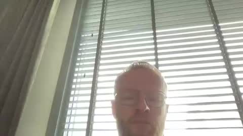 Snapshot of reservoirsteve chatting on October 5, 2025, 10:57 am reservoirsteve online show from October 5, 2025, 10:57 am