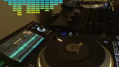 GearPorn online show from April 18, 2026, 7:45 am