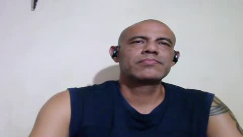 Snapshot of retlam37 chatting on May 9, 2026, 4:50 am Walter online show from May 9, 2026, 4:50 am