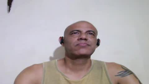 Snapshot of retlam37 chatting on May 15, 2026, 5:03 am Walter online show from May 15, 2026, 5:03 am