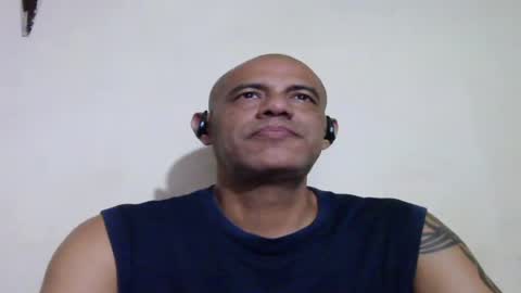 Snapshot of retlam37 chatting on May 16, 2026, 5:04 am Walter online show from May 16, 2026, 5:04 am