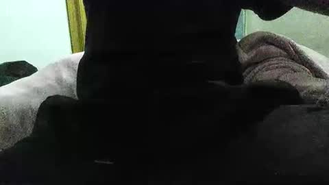 Snapshot of reuuven chatting on February 1, 2026, 12:20 am reuuven online show from February 1, 2026, 12:20 am