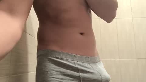 revendor online show from October 4, 2025, 4:10 am