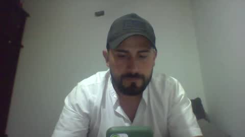 Snapshot of reyalad_mariana chatting on February 8, 2025, 10:51 pm REYALAD online show from February 8, 2025, 10:51 pm