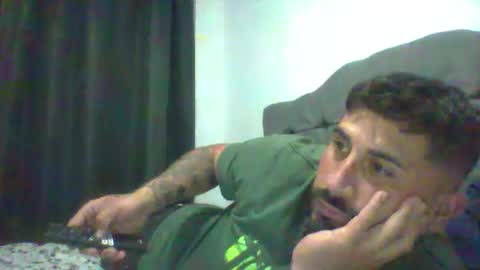 Snapshot of reyalad_mariana chatting on March 3, 2025, 11:46 pm REYALAD online show from March 3, 2025, 11:46 pm