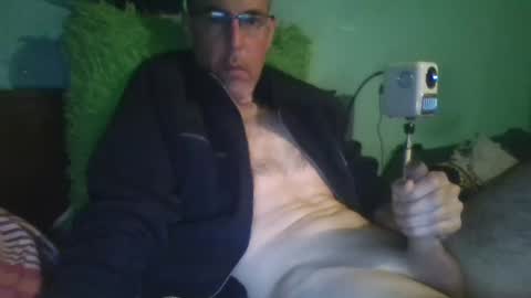 Snapshot of reyes_albert2006 chatting on February 22, 2026, 10:19 pm reyes_albert2006 online show from February 22, 2026, 10:19 pm