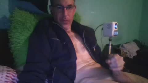 Snapshot of reyes_albert2006 chatting on March 8, 2026, 12:09 pm reyes_albert2006 online show from March 8, 2026, 12:09 pm