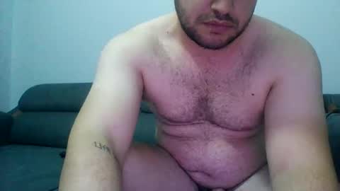 Snapshot of reynman2 chatting on October 31, 2025, 5:03 pm reynman2 online show from October 31, 2025, 5:03 pm