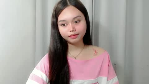 rhianne_fuckdoll online show from November 23, 2025, 2:00 am