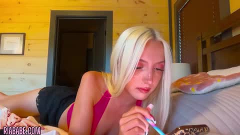 ria  online show from October 2, 2025, 9:33 pm