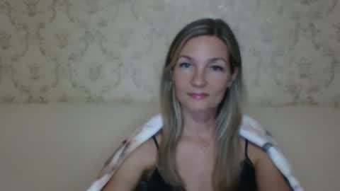 Snapshot of rialur09 chatting on September 10, 2025, 6:41 pm Galina online show from September 10, 2025, 6:41 pm