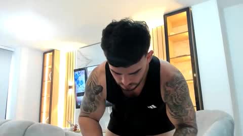 ricardogonzalez666 online show from November 19, 2025, 9:15 pm