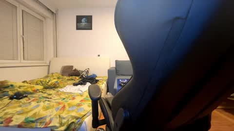 ricciardio online show from November 26, 2025, 5:47 pm