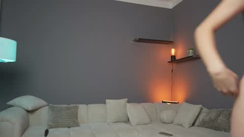 richandalfa online show from October 13, 2025, 6:57 am