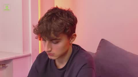 Richard online show from November 3, 2025, 3:35 pm