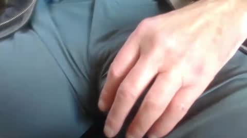 richarder7 online show from November 9, 2025, 12:03 pm