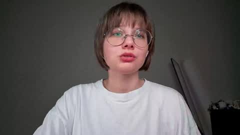 Luna online show from May 20, 2026, 6:14 pm