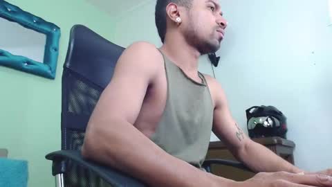 Snapshot of richardwithe_ chatting on March 19, 2026, 11:58 am Richard online show from March 19, 2026, 11:58 am