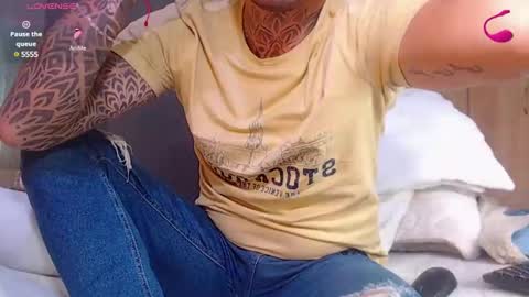 Snapshot of richi_grubby chatting on March 12, 2025, 9:45 pm David online show from March 12, 2025, 9:45 pm