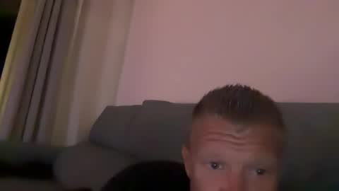 richiee3891 online show from June 28, 2026, 4:40 am