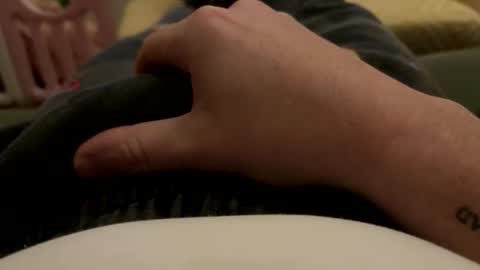 richmondal83 online show from November 3, 2025, 8:21 pm