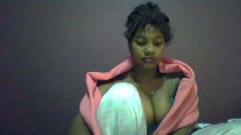 ricie001 online show from June 10, 2026, 11:42 am