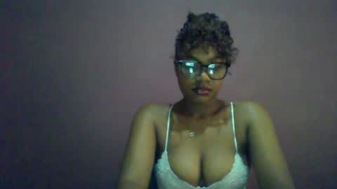 ricie001 online show from June 16, 2026, 9:12 am