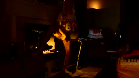 PINK HOLE TWINK online show from April 19, 2026, 5:18 am