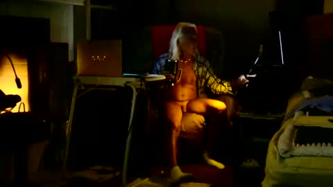 Snapshot of ricks4fun chatting on June 3, 2026, 2:03 am PINK HOLE TWINK online show from June 3, 2026, 2:03 am