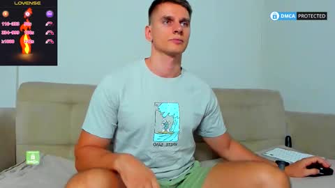 Snapshot of ricky_boltin chatting on November 3, 2025, 7:42 am Ricky online show from November 3, 2025, 7:42 am