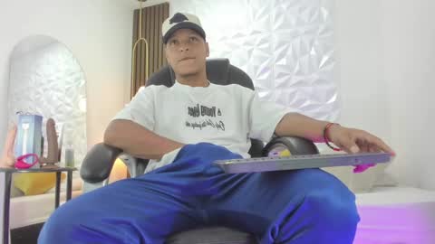 Ricky  online show from October 3, 2025, 1:30 pm