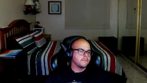 Ricky online show from December 4, 2024, 2:31 am