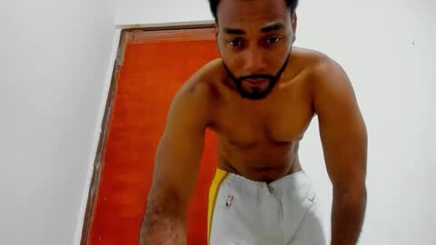 Snapshot of rickywittle chatting on February 3, 2026, 2:53 am Ricky online show from February 3, 2026, 2:53 am