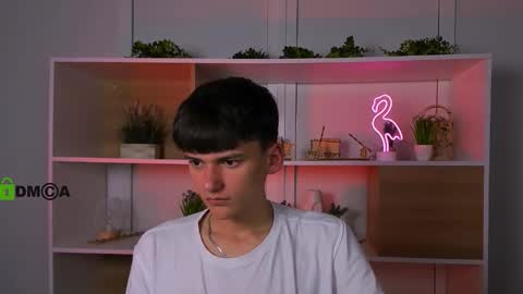 Rico online show from October 18, 2025, 7:14 pm