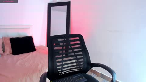 ri ri online show from February 5, 2025, 12:31 am